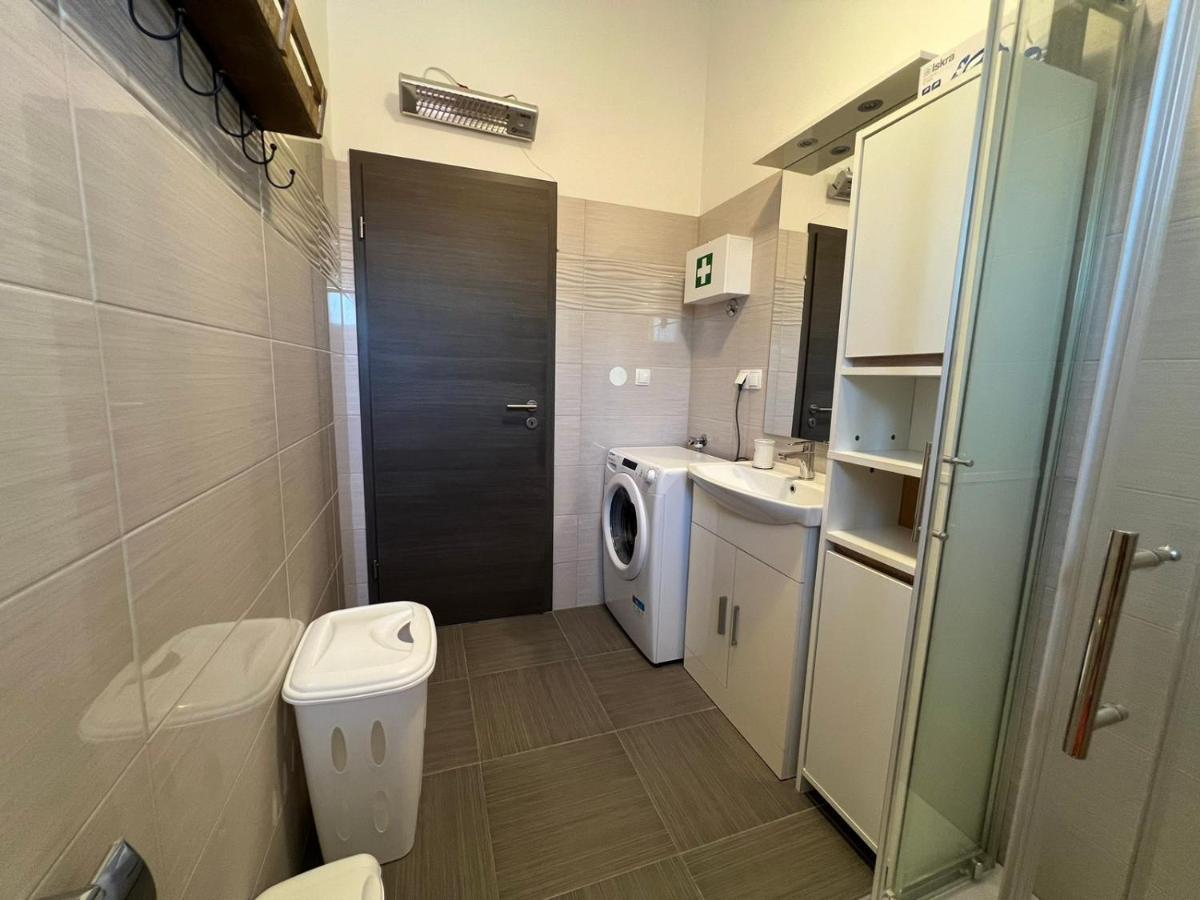Apartman Lorena Lakmartin Esterno foto